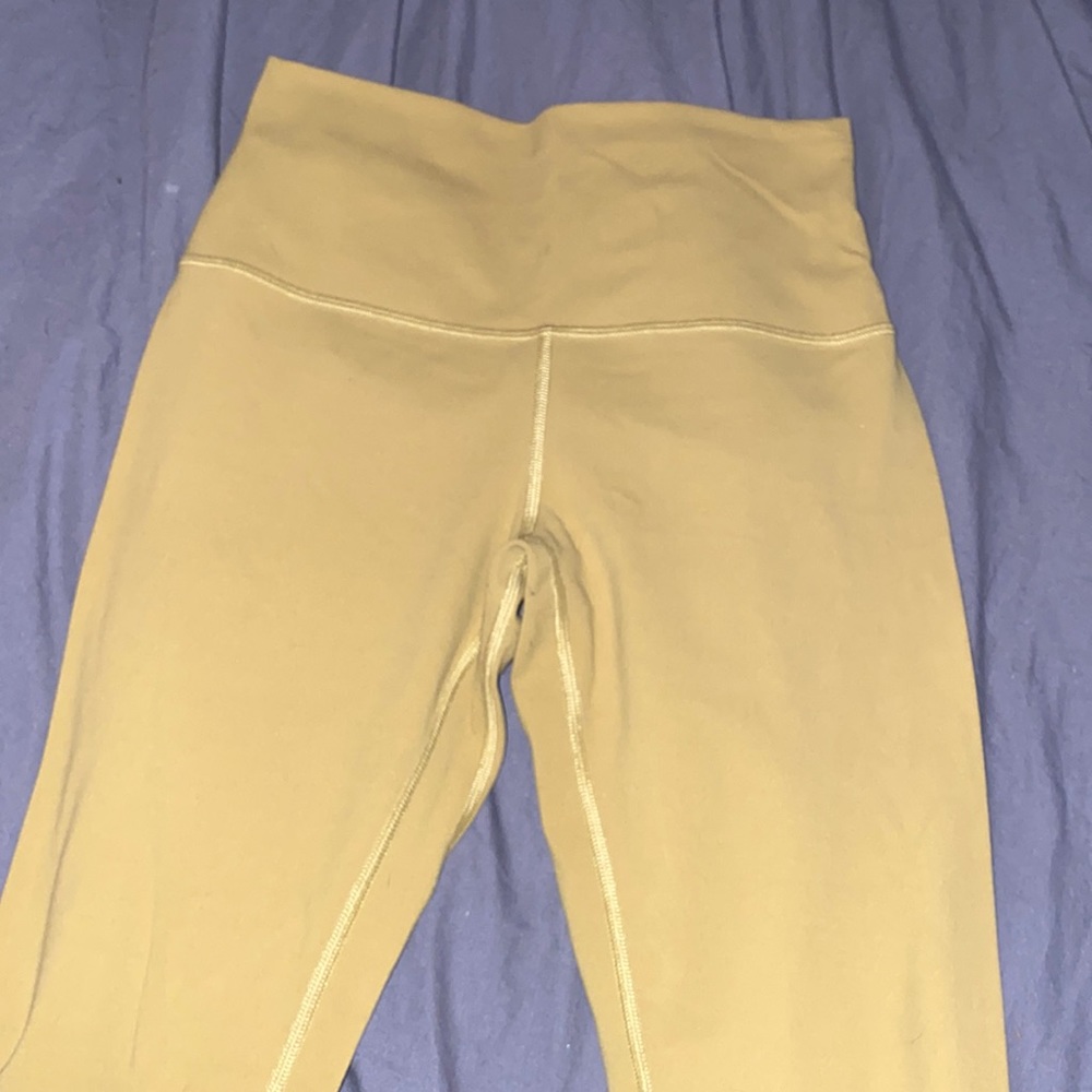 Lululemon size 6 align leggings